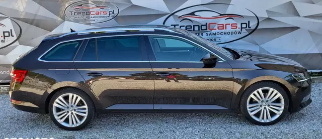 SKODA Superb 2.0 TDI 4x4 DSG Premium Edition