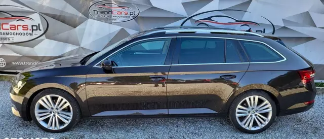 SKODA Superb 2.0 TDI 4x4 DSG Premium Edition