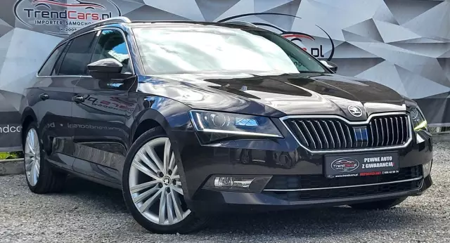 SKODA Superb 2.0 TDI 4x4 DSG Premium Edition