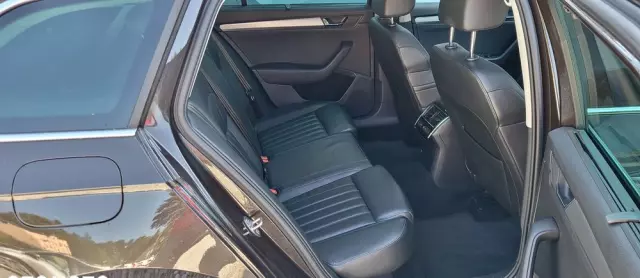 SKODA Superb 2.0 TDI 4x4 DSG Premium Edition