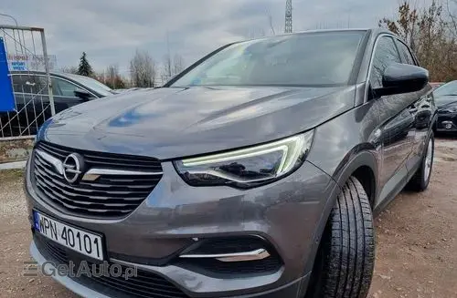 OPEL Grandland 