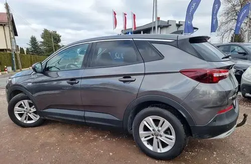 OPEL Grandland 