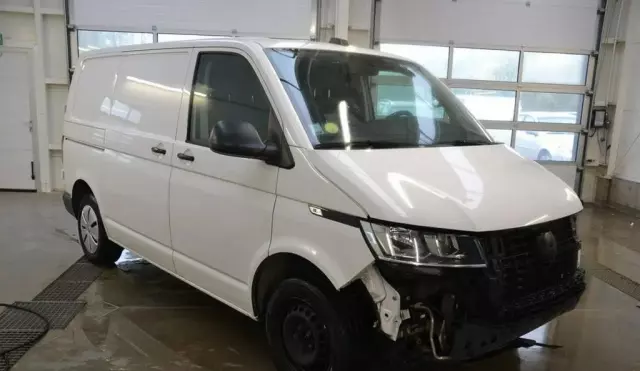 VOLKSWAGEN Transporter 