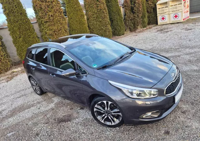 KIA Ceed 1.6 GDI DCT SW Spirit