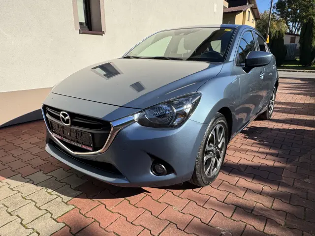 MAZDA 2 SkyGo