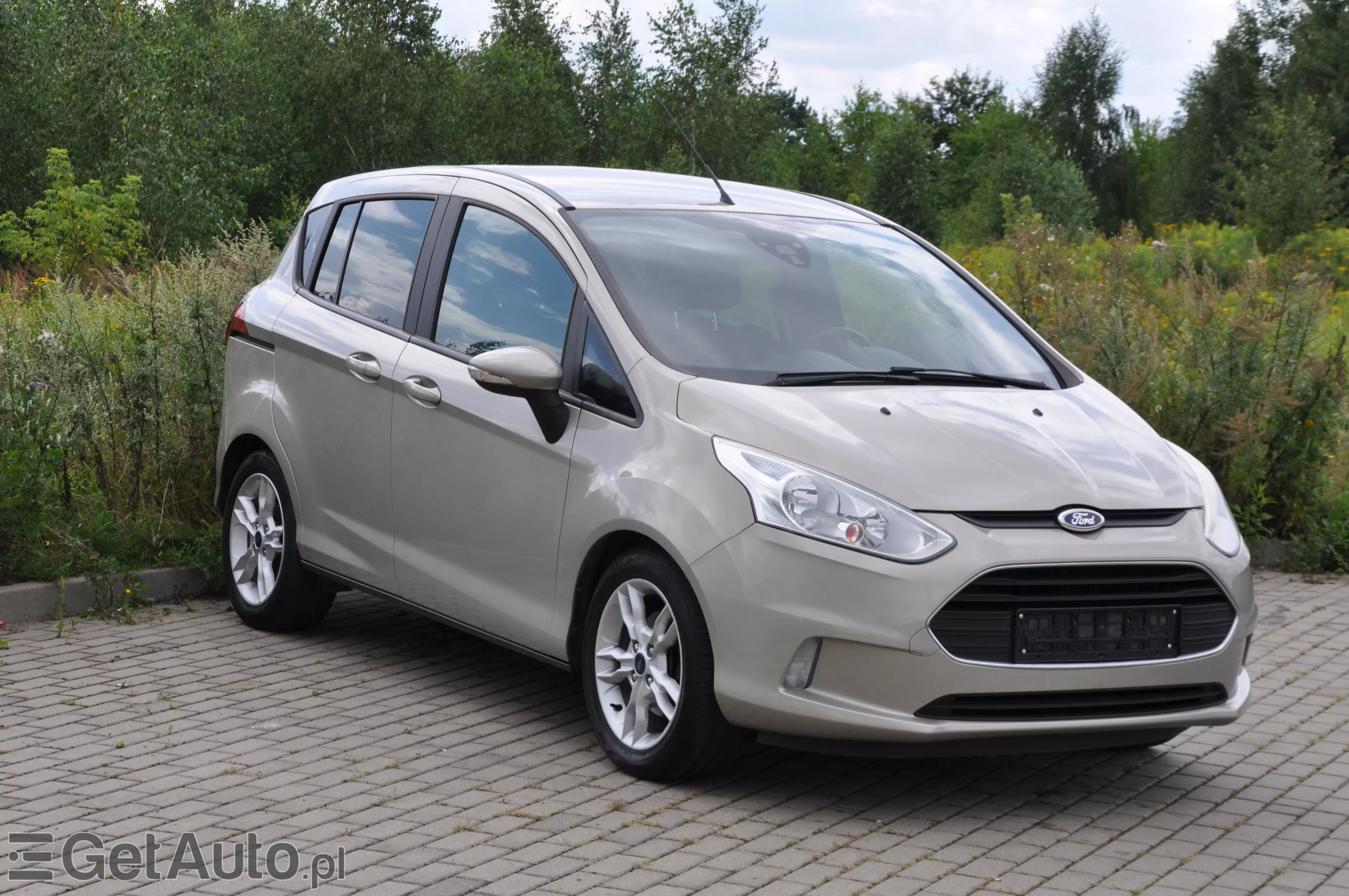 FORD B-Max Titanium