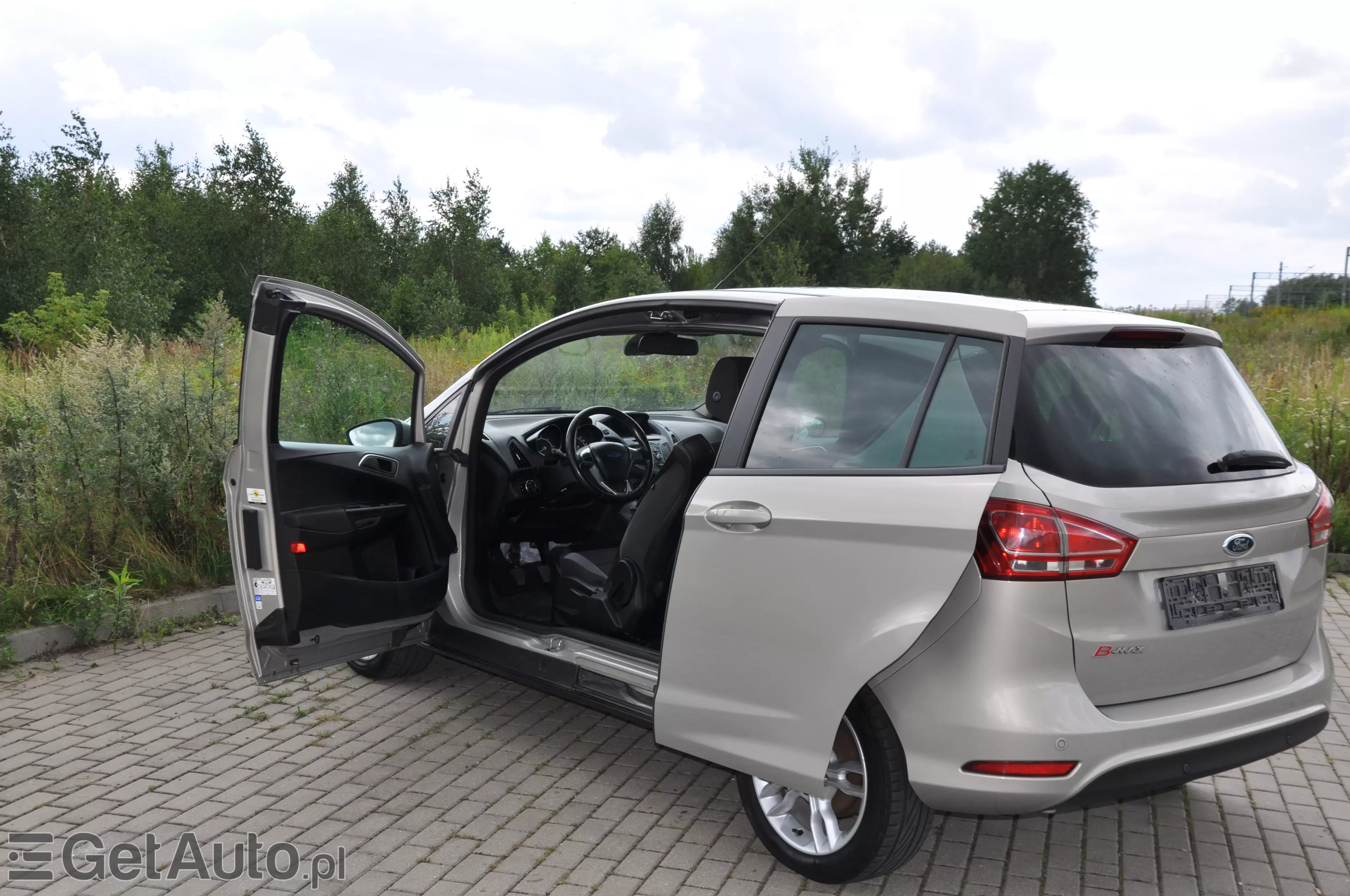 FORD B-Max Titanium