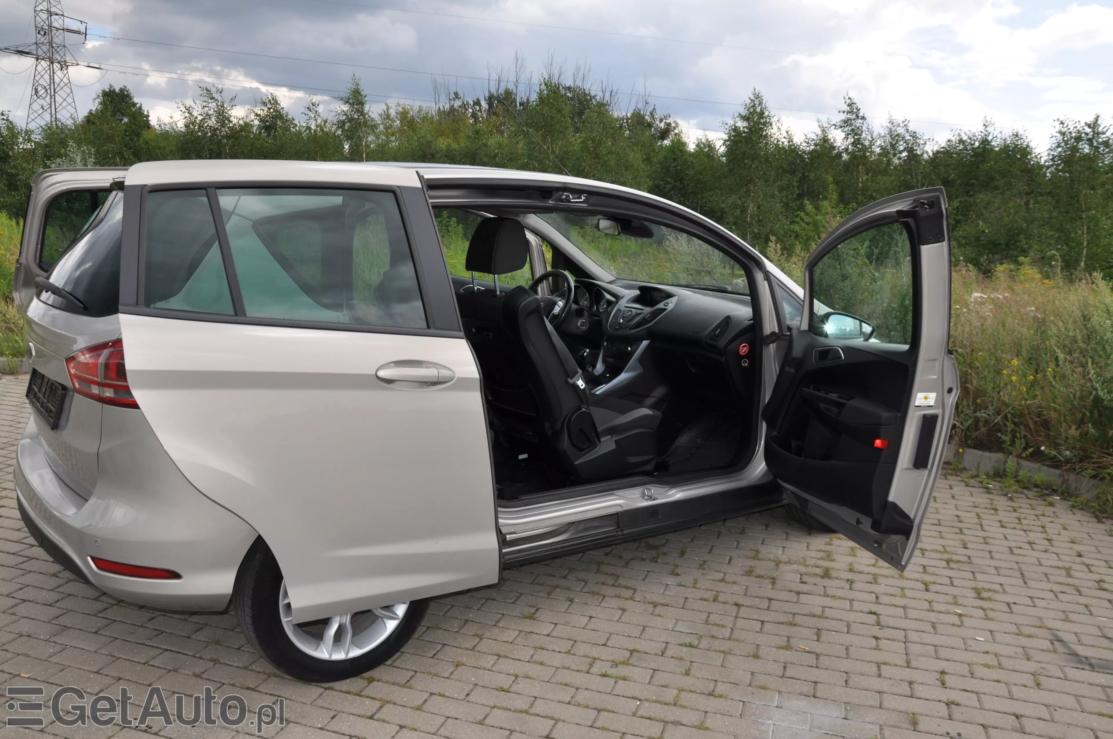 FORD B-Max Titanium