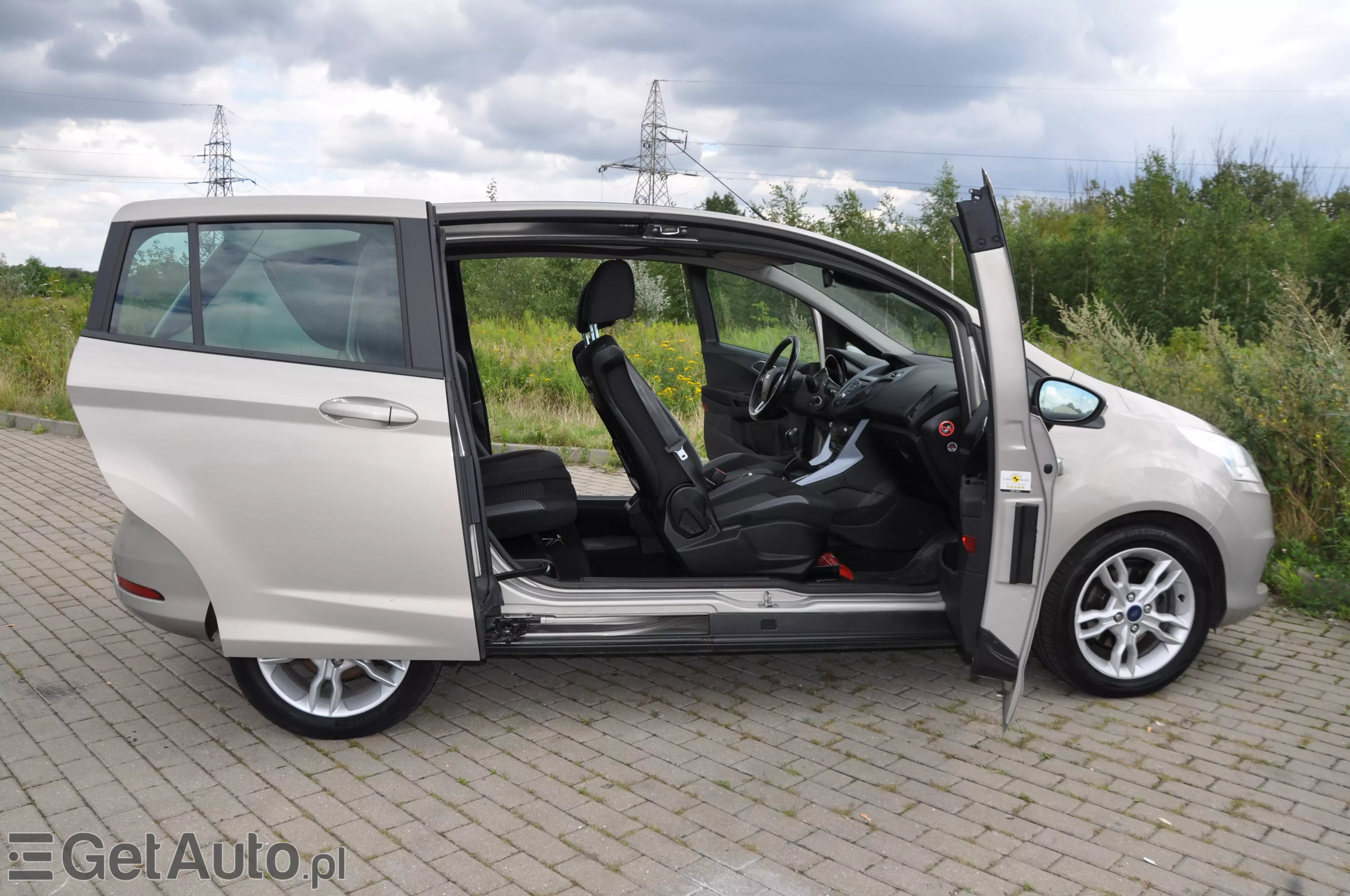 FORD B-Max Titanium