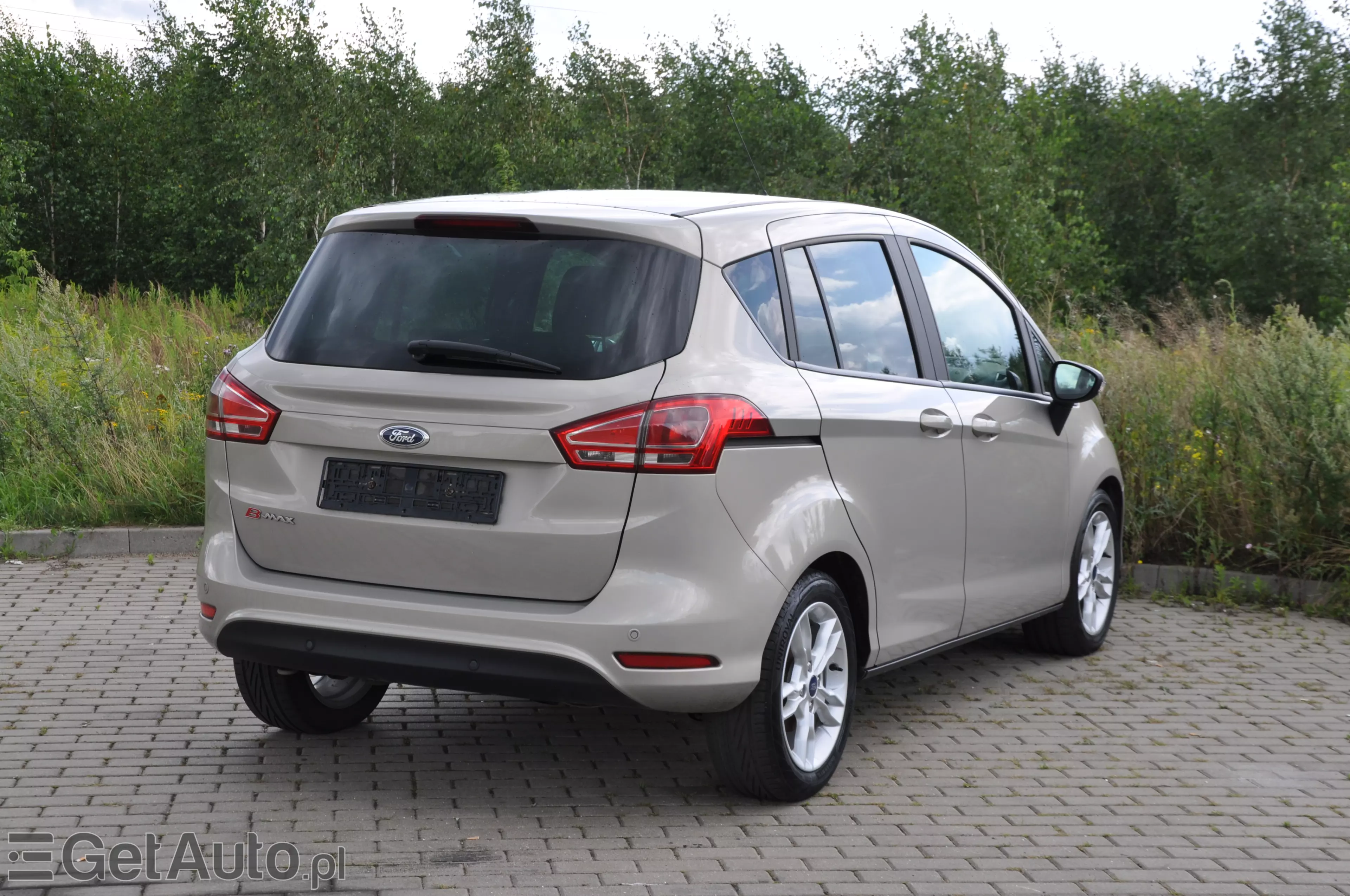 FORD B-Max Titanium