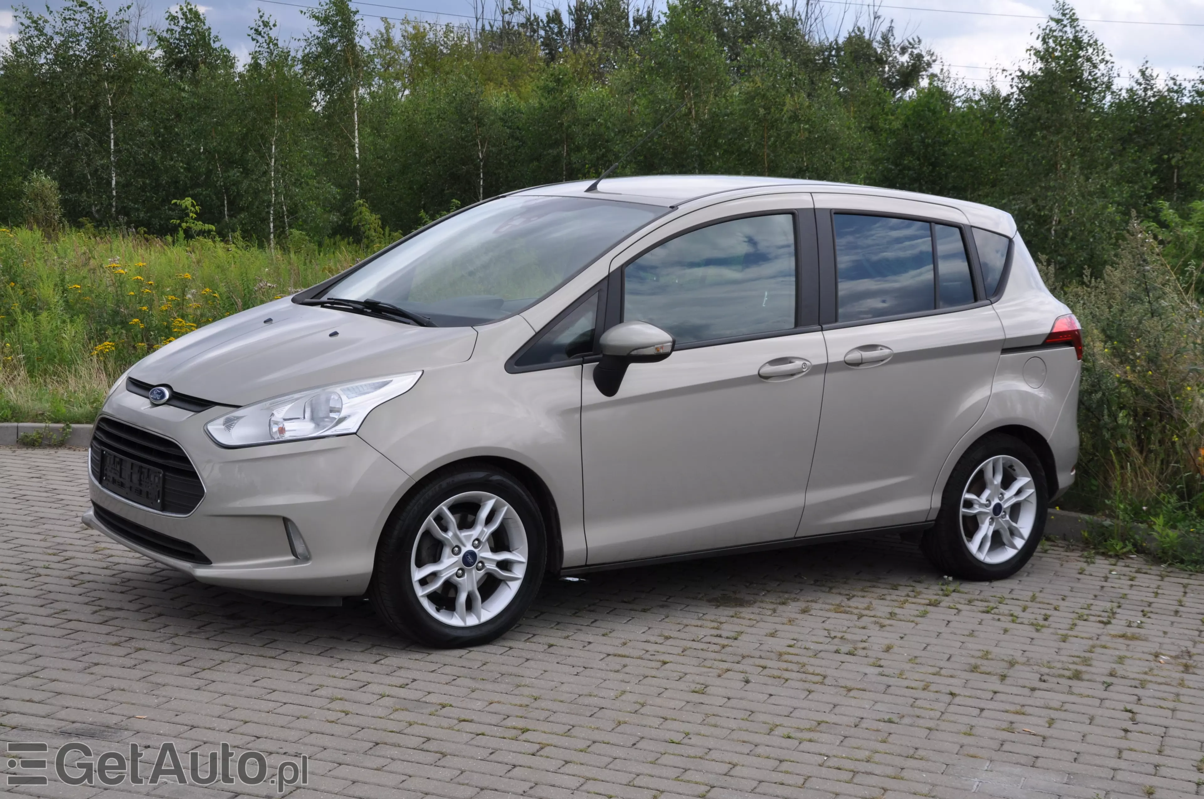FORD B-Max Titanium