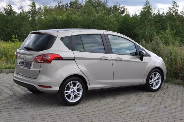 FORD B-Max Titanium