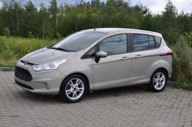 FORD B-Max Titanium