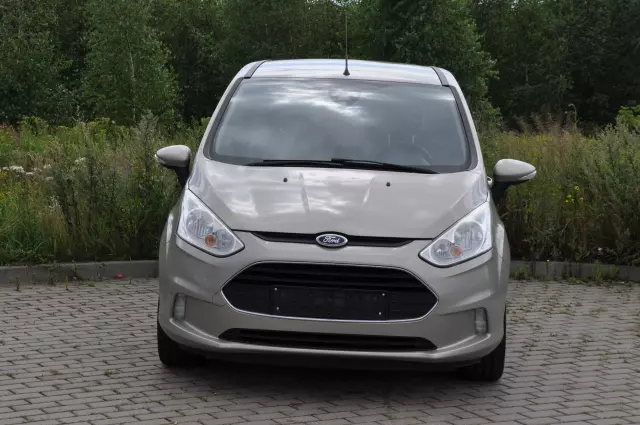 FORD B-Max Titanium