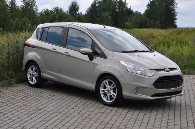 FORD B-Max Titanium