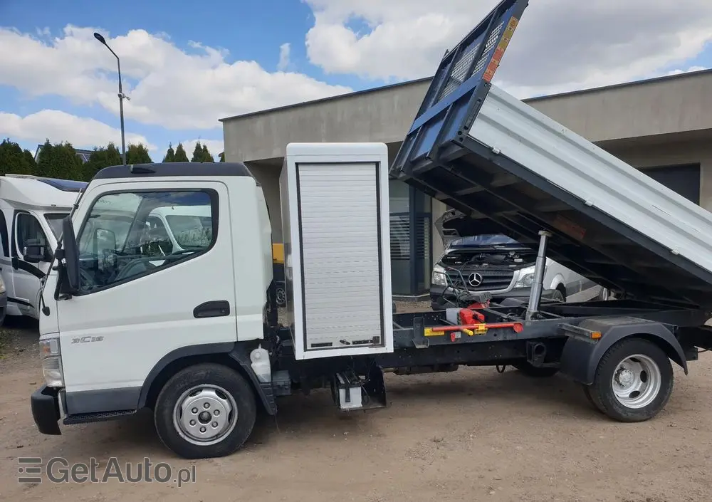 MITSUBISHI FUSO FB83 