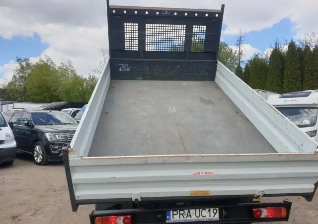 MITSUBISHI FUSO FB83 