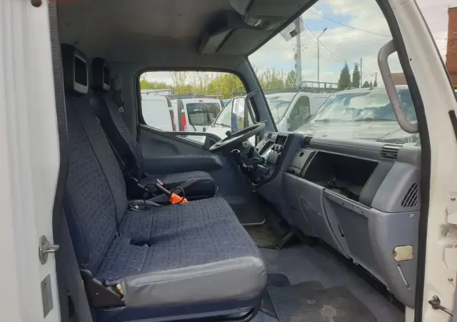 MITSUBISHI FUSO FB83 