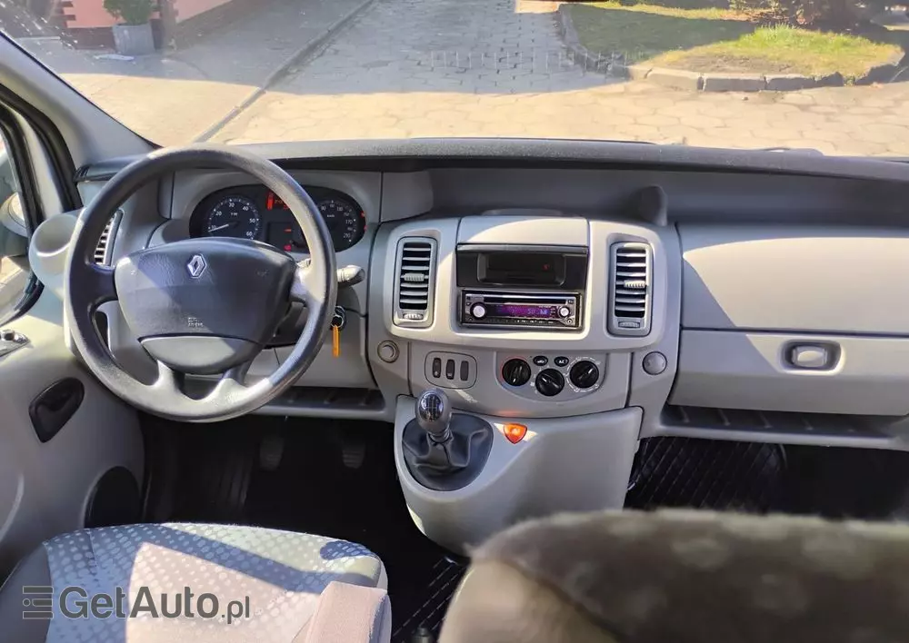 RENAULT Trafic 2.0 dCi 90 L1H1