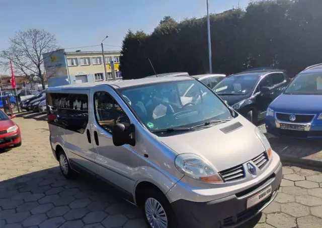 RENAULT Trafic 2.0 dCi 90 L1H1