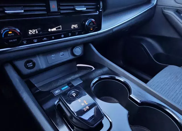 NISSAN X-Trail 1.5 VC-T e-POWER N-Connecta 2WD