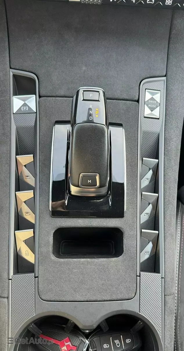 DS AUTOMOBILES DS 7 Crossback 