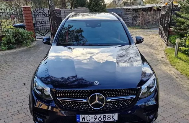 MERCEDES-BENZ GLC 