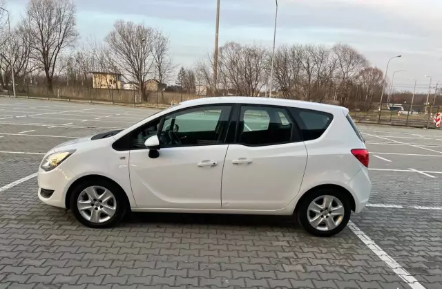 OPEL Meriva 