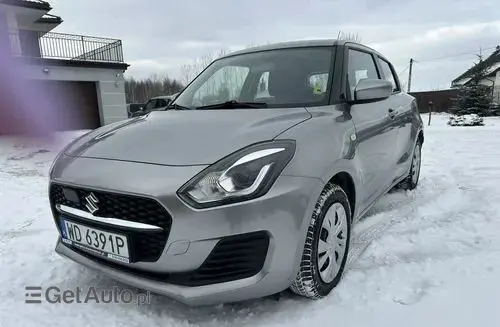 SUZUKI Swift 
