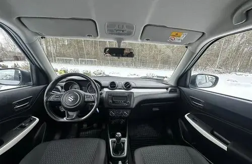 SUZUKI Swift 
