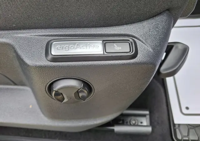 VOLKSWAGEN Tiguan 2.0 TDI SCR Life