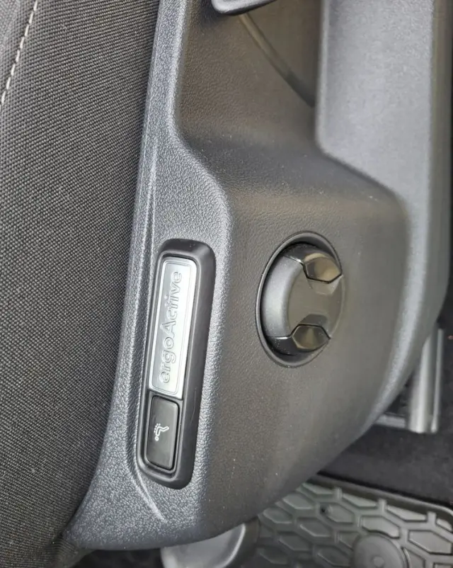 VOLKSWAGEN Tiguan 2.0 TDI SCR Life