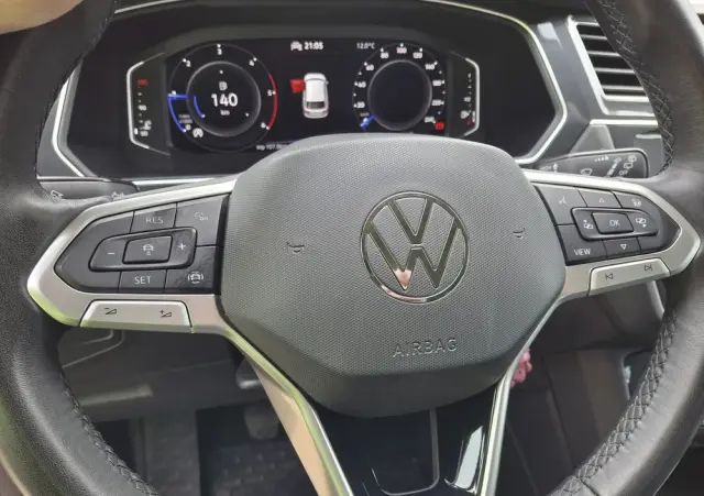VOLKSWAGEN Tiguan 2.0 TDI SCR Life