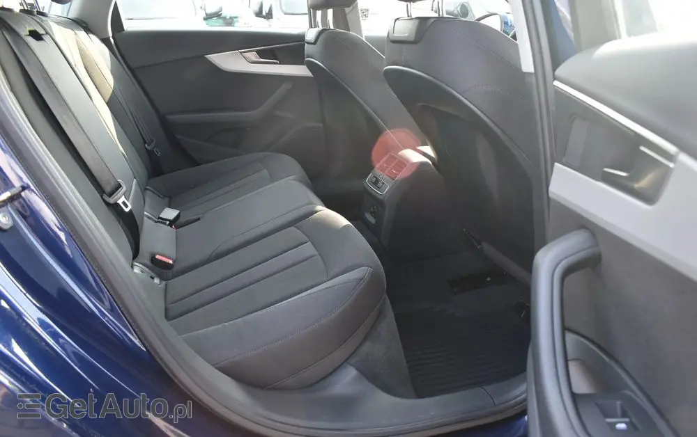 AUDI A4 Avant 35 TDI mHEV S tronic