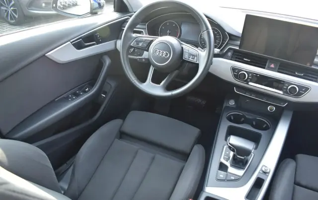 AUDI A4 Avant 35 TDI mHEV S tronic