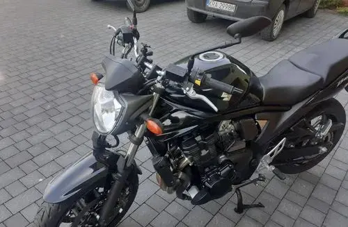SUZUKI Sport 