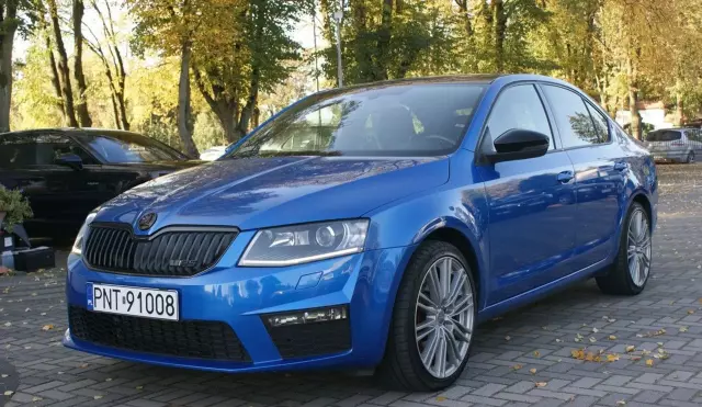 SKODA Octavia 