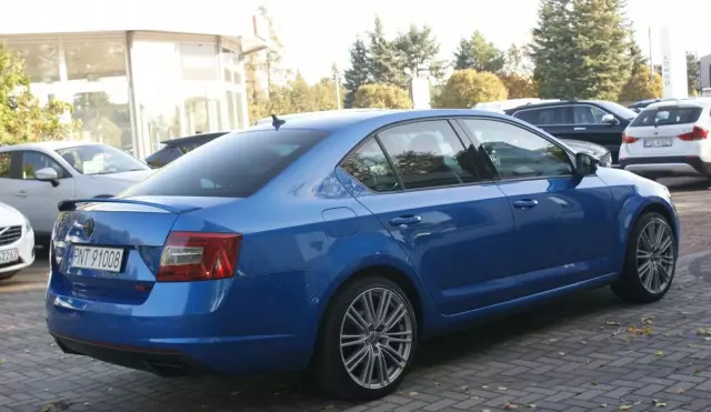 SKODA Octavia 