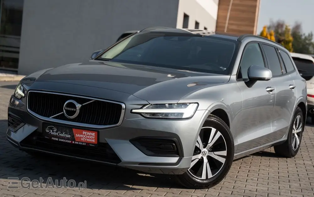 VOLVO V60 D4 Drive-E Momentum