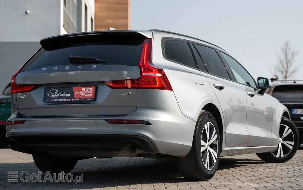 VOLVO V60 D4 Drive-E Momentum