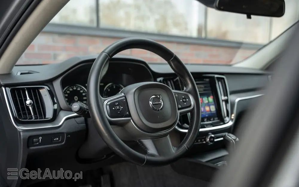 VOLVO V60 D4 Drive-E Momentum
