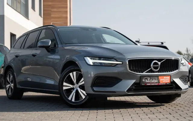 VOLVO V60 D4 Drive-E Momentum