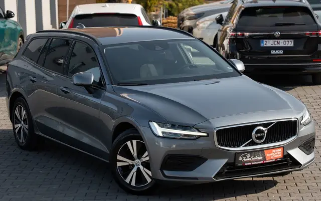 VOLVO V60 D4 Drive-E Momentum