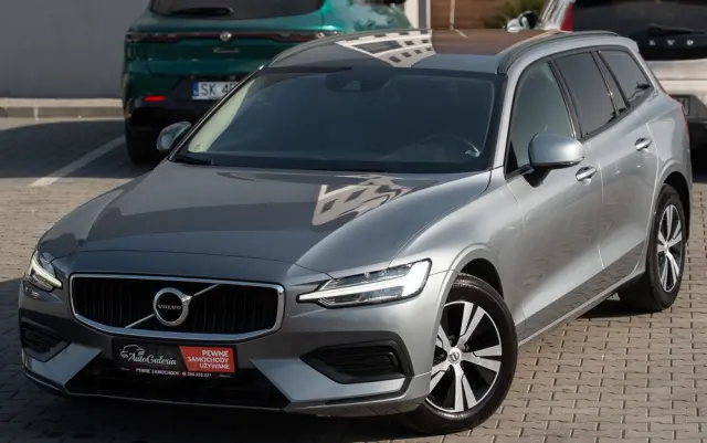VOLVO V60 D4 Drive-E Momentum