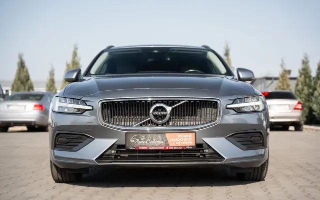 VOLVO V60 D4 Drive-E Momentum