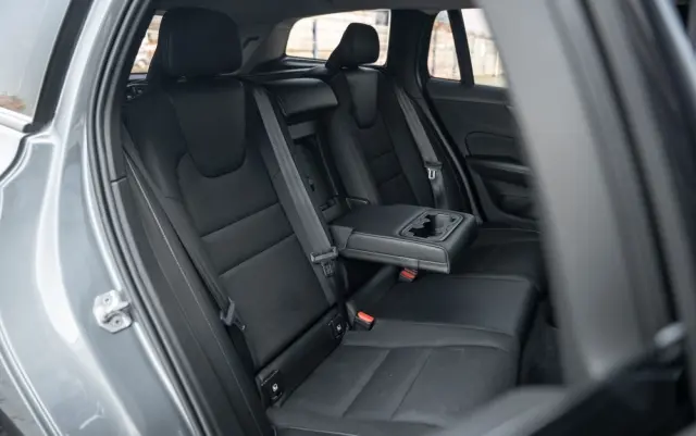 VOLVO V60 D4 Drive-E Momentum