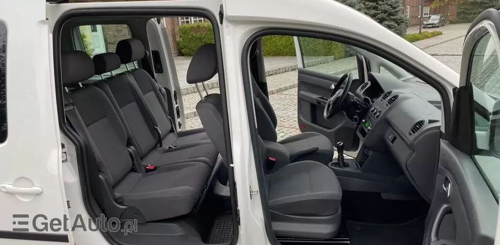 VOLKSWAGEN Caddy 