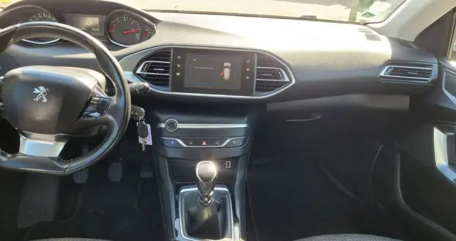 PEUGEOT 308 1.5 BlueHDi Active Pack Business S&S