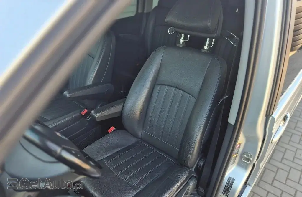MERCEDES-BENZ Viano 