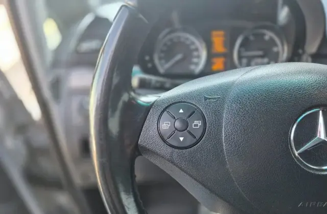 MERCEDES-BENZ Viano 
